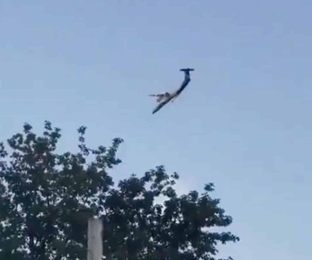 VIDEO: Mecánico roba avión sin pasajeros y se estrella en Seattle VIDEO: Mecánico roba avión sin pasajeros y se estrella en Seattle