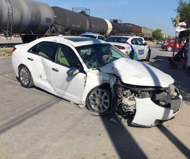 ‘No logra ganarle el paso al tren’ ‘No logra ganarle el paso al tren’