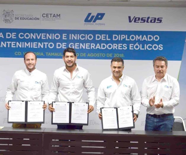 Pactan mantenimiento de generadores eólicos Pactan mantenimiento de generadores eólicos