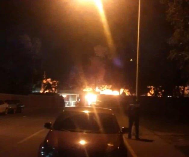 Registran un fuerte incendio a un costado de la UAT Registran un fuerte incendio a un costado de la UAT