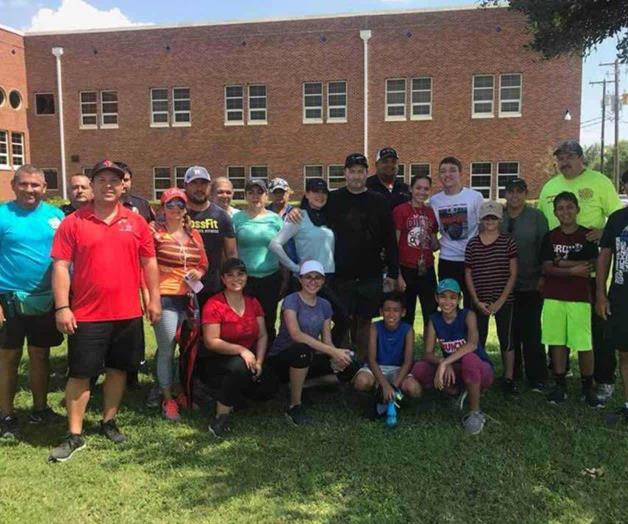 Realizan caminata y oración por el distrito escolar LJISD