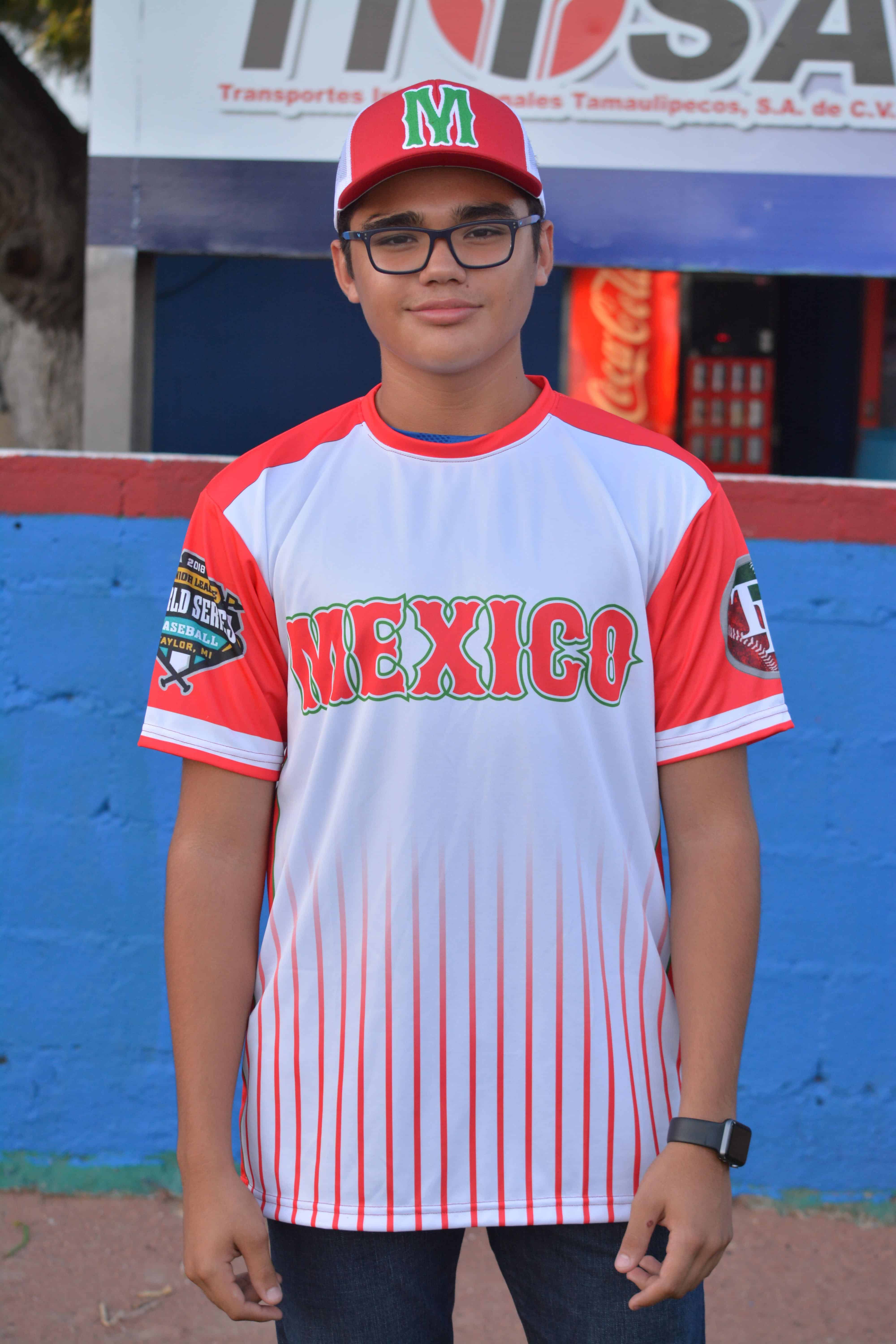 Francisco Elizondo Terán. Pitcher y Jardinero 2 Mundiales.