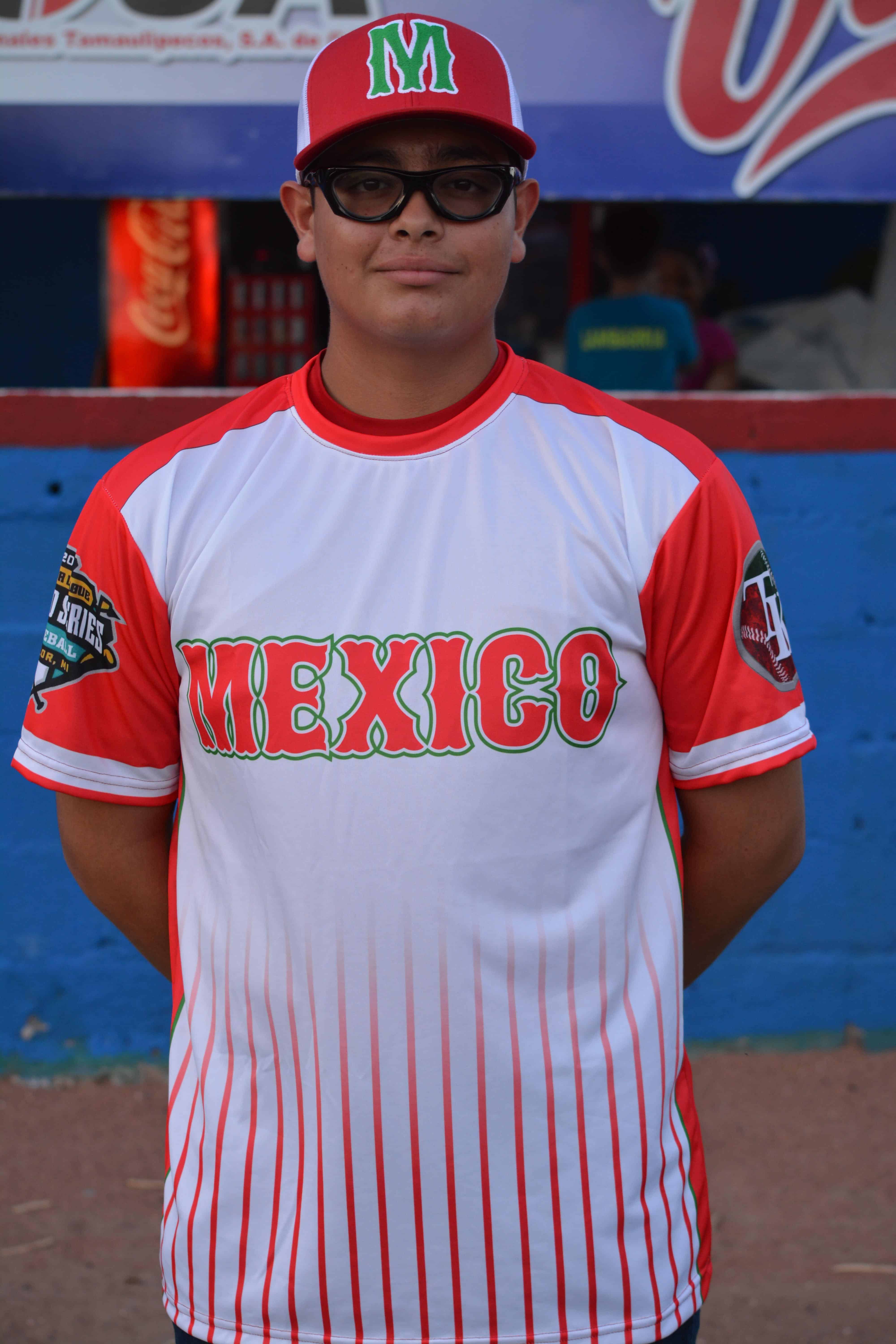 Jorge García Cienfuegos. Pitcher y Tercera Base 3 Mundiales.