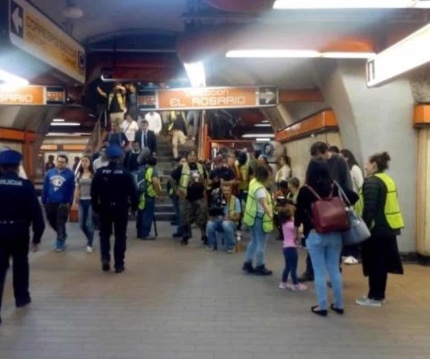 Graban ‘La Reina del Sur’ en el Metro Mixcoac Graban ‘La Reina del Sur’ en el Metro Mixcoac