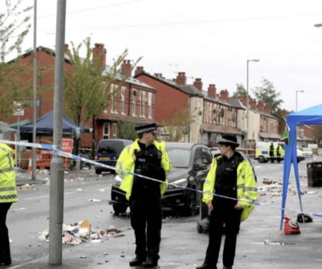 Diez heridos deja un tiroteo en  Carnaval de Mánchester