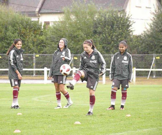Va Tri Femenil por su pase a Cuartos Va Tri Femenil por su pase a Cuartos