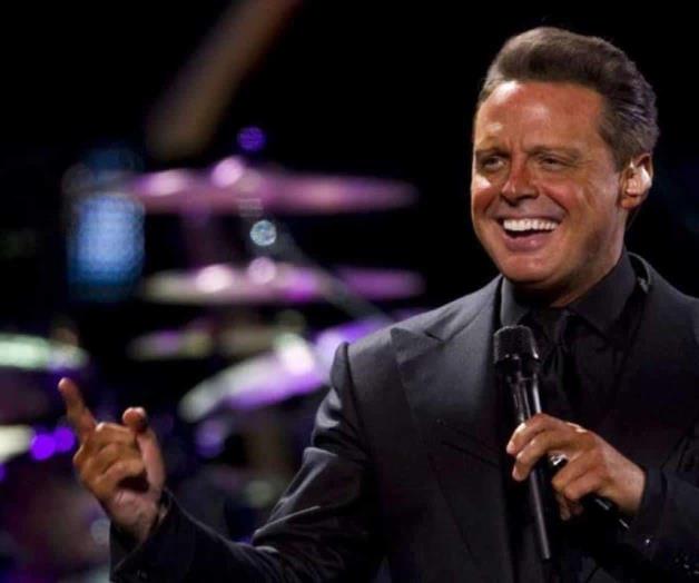 Da show con su padre en agonía Da show con su padre en agonía