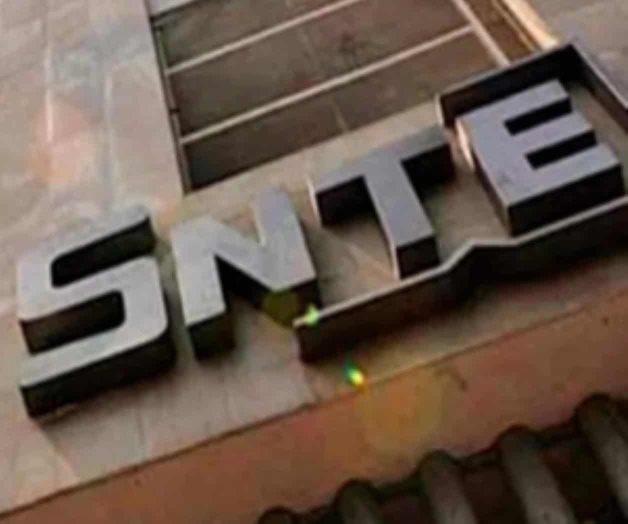 Dan al SNTE 3 mil 130 mdp para reforma Dan al SNTE 3 mil 130 mdp para reforma