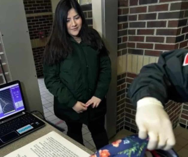 Más policías y tecnología en escuelas. Blindarán los planteles Más policías y tecnología en escuelas. Blindarán los planteles