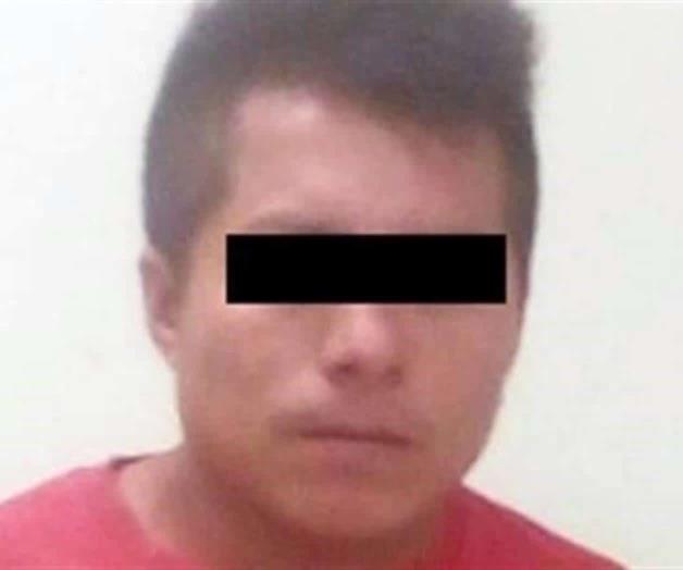 Lo detienen por golpear a esposa e hijos Lo detienen por golpear a esposa e hijos