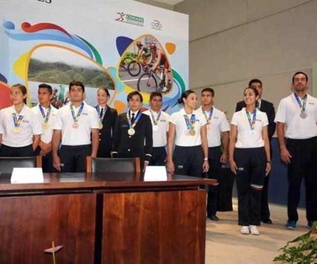 Secretaria de Marina reconoce a sus medallistas de JCC Secretaria de Marina reconoce a sus medallistas de JCC