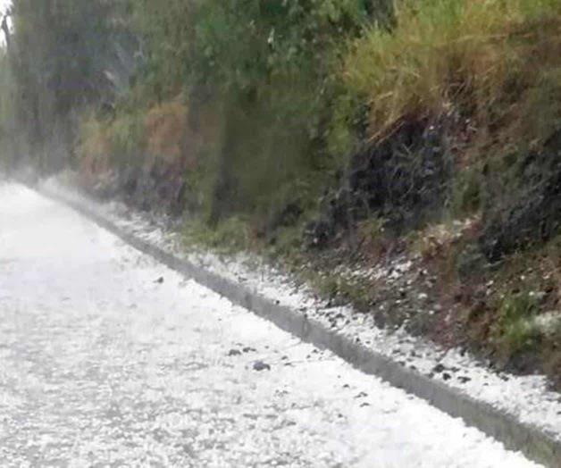 Fuerte granizada en Oaxaca deja 100 casas afectadas Fuerte granizada en Oaxaca deja 100 casas afectadas