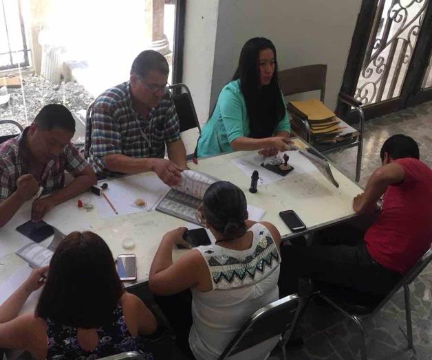 Ofrecen chamba como consejeros Ofrecen chamba como consejeros