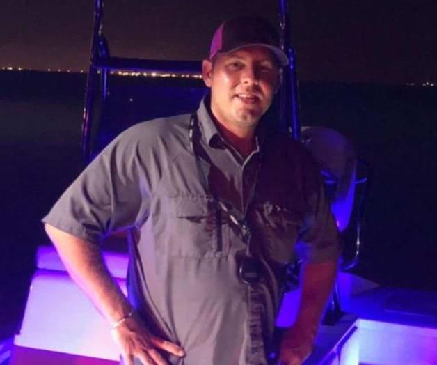 Bombero rescata a joven que se ahogaba con comida Bombero rescata a joven que se ahogaba con comida