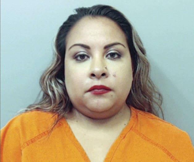 Trabajadora de constructora se apodera de 34 mil dólares Trabajadora de constructora se apodera de 34 mil dólares