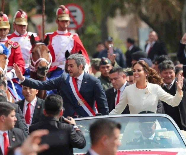 Mario Abdo Benítez realiza juramento como presidente de Paraguay