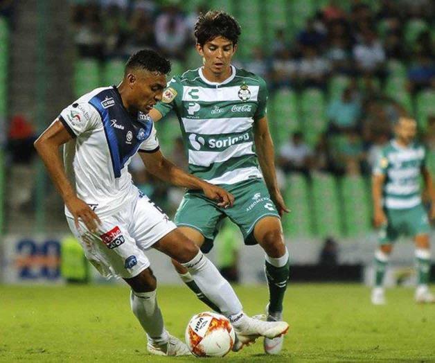 Celaya vence a un Santos Laguna que se complica su futuro en Copa MX Celaya vence a un Santos Laguna que se complica su futuro en Copa MX