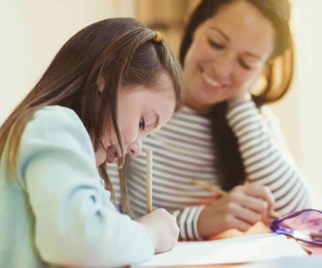 Niña de tres años obtiene coeficiente intelectual superior al de Einstein Niña de tres años obtiene coeficiente intelectual superior al de Einstein