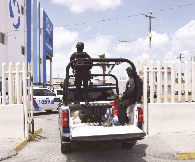 Sorprendido robando mercancía Sorprendido robando mercancía