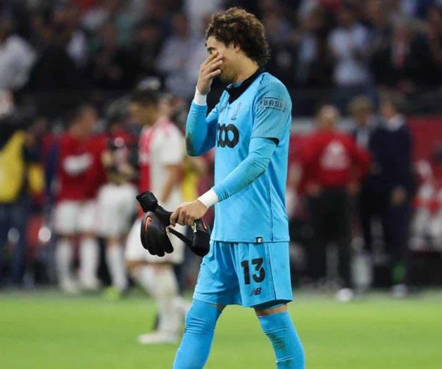 ¡LE CIERRAN LAS PUERTAS! ¡LE CIERRAN LAS PUERTAS!