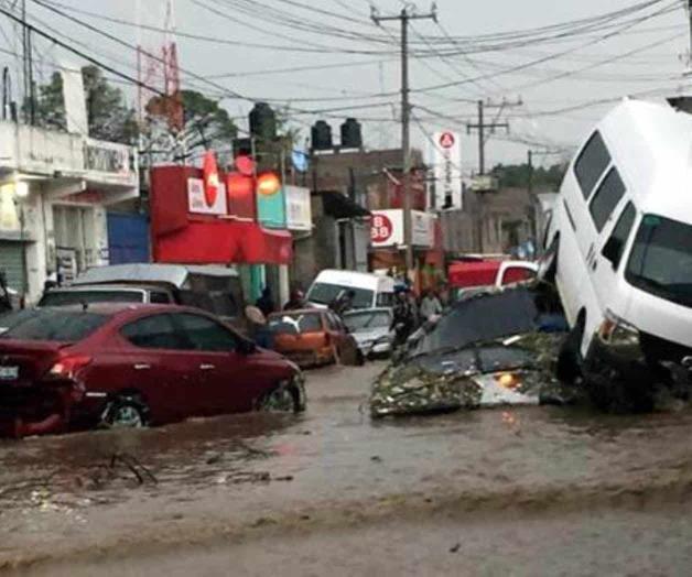 Complican inundaciones el tránsito en la CDMX Complican inundaciones el tránsito en la CDMX
