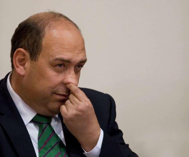 Renuncia Rubén Moreira a secretaría general del PRI