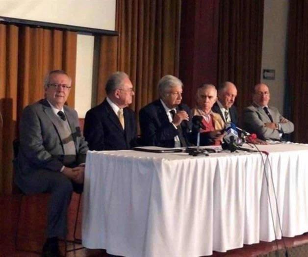 López Obrador presenta dictamen sobre viabilidad del NAIM López Obrador presenta dictamen sobre viabilidad del NAIM