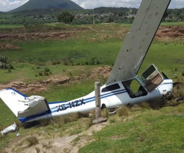 5 lesionados tras aterrizaje de emergencia en Hidalgo
