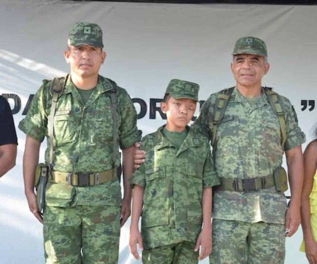 Ángel es un guerrero que lucha para salir adelante. Soldado por un día