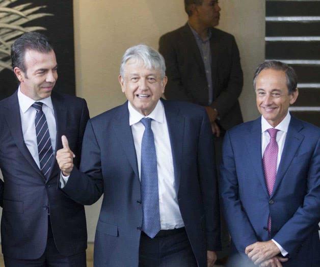 AMLO: Empresarios invertirán y haremos de México una potencia AMLO: Empresarios invertirán y haremos de México una potencia