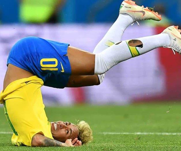 Entrenador de Brasil defiende a Neymar de las críticas Entrenador de Brasil defiende a Neymar de las críticas
