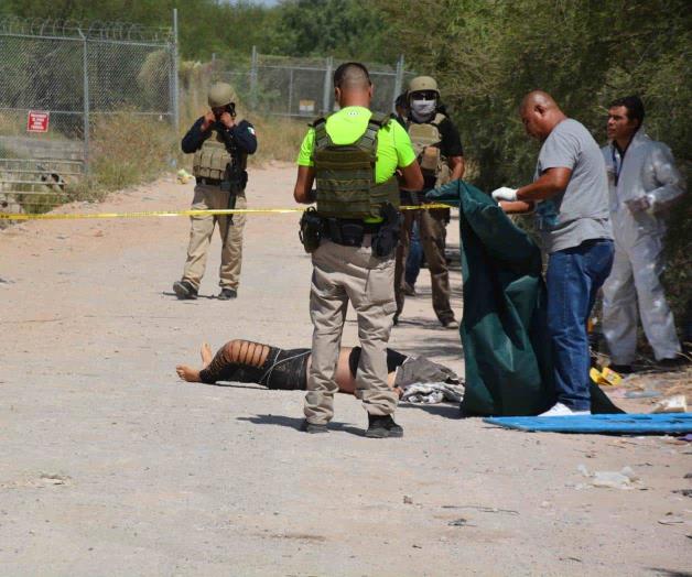 Fue estrangulada, golpeada y atada con cables de luz Fue estrangulada, golpeada y atada con cables de luz