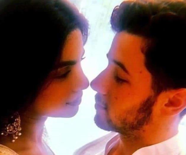 Nick Jonas y Priyanka Chopra anuncian su compromiso Nick Jonas y Priyanka Chopra anuncian su compromiso