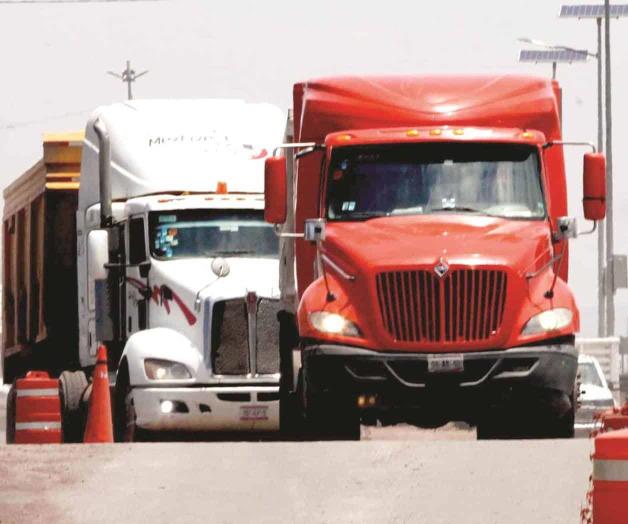 Encarece flete falta de cajas y choferes Encarece flete falta de cajas y choferes