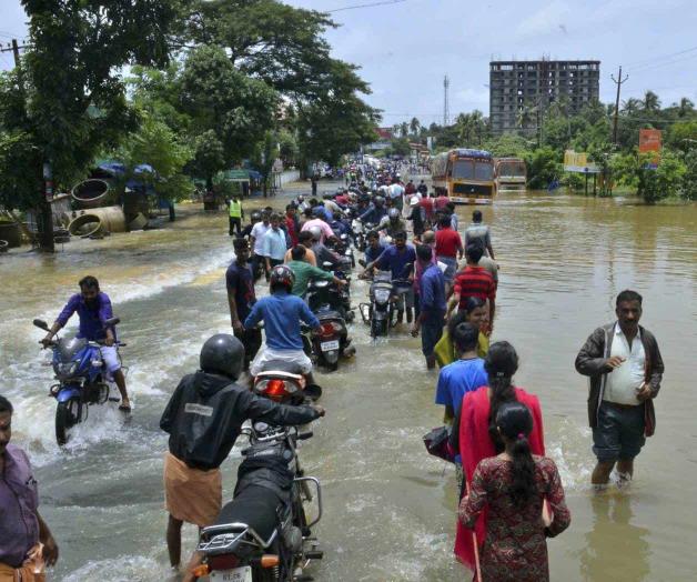 Enfrenta India las peores inundaciones Enfrenta India las peores inundaciones