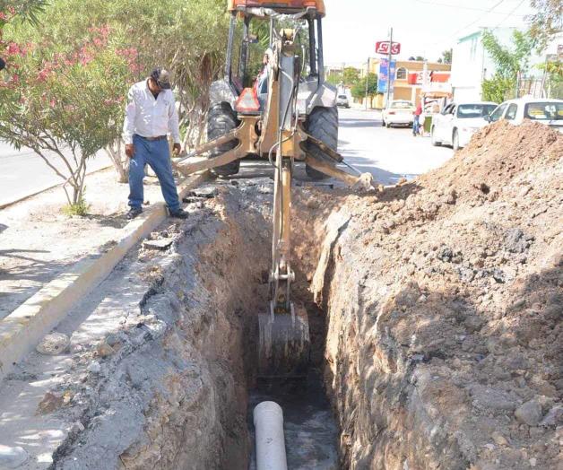 Felices colonos de Cumbres por la reparación de caído Felices colonos de Cumbres por la reparación de caído
