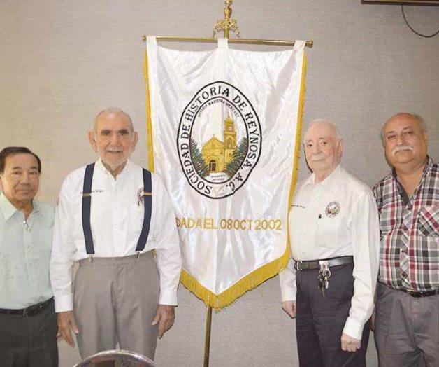 Atienden interesante tema sobre mujeres Atienden interesante tema sobre mujeres