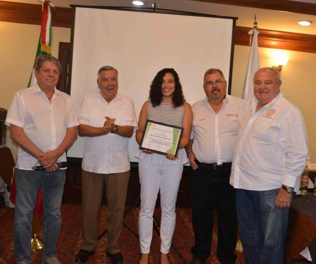 Tiene sesión ordinaria Tiene sesión ordinaria