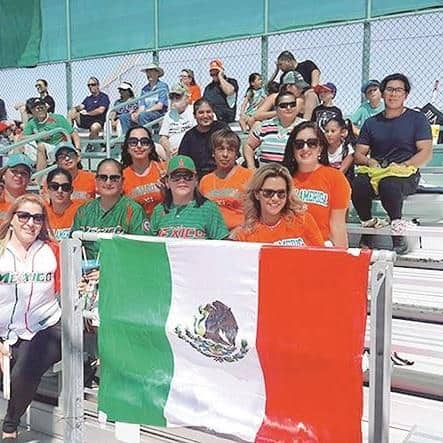 PORRA OFICIAL. Familia que apoyo´ a los chicos de Reynosa.