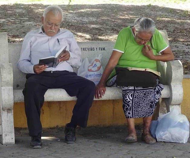 Mes de la Biblia Mes de la Biblia