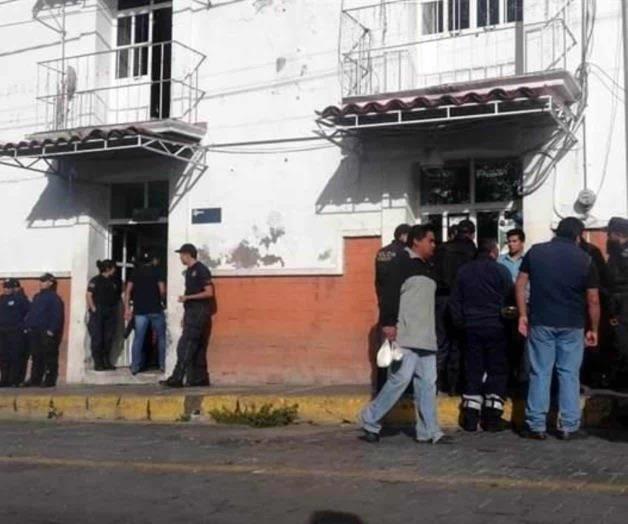 Se fuga del penal de Tecamachalco excomandante de policía detenido Se fuga del penal de Tecamachalco excomandante de policía detenido