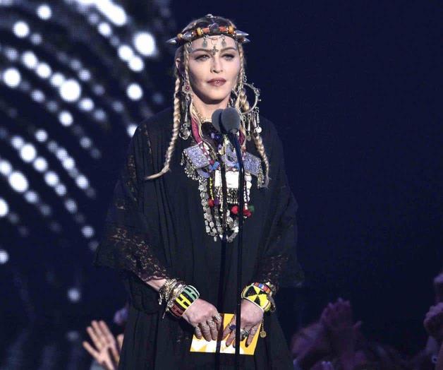 Madonna hace homenaje a Aretha Franklin en los VMAs Madonna hace homenaje a Aretha Franklin en los VMAs