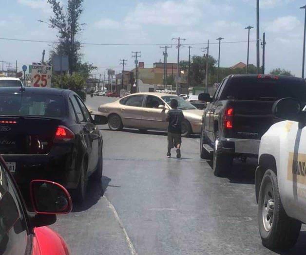 Arriesgan sus vidas por ganarse un peso Arriesgan sus vidas por ganarse un peso