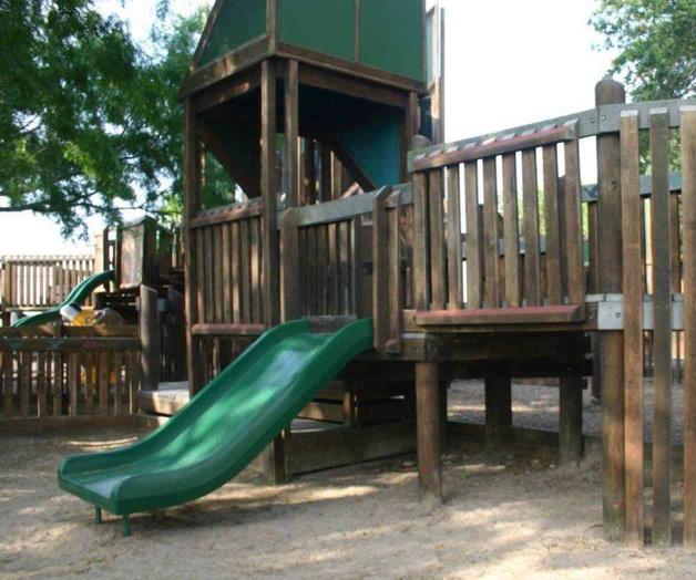 Demolerán parque infantil por inseguro Demolerán parque infantil por inseguro