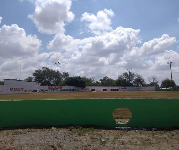 Abren vándalos un boquete en parque Abren vándalos un boquete en parque