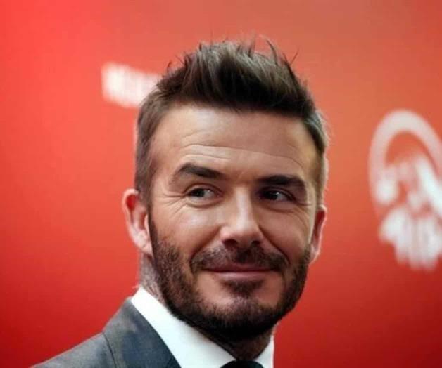 David Beckham recibe el Premio Presidente de la UEFA David Beckham recibe el Premio Presidente de la UEFA