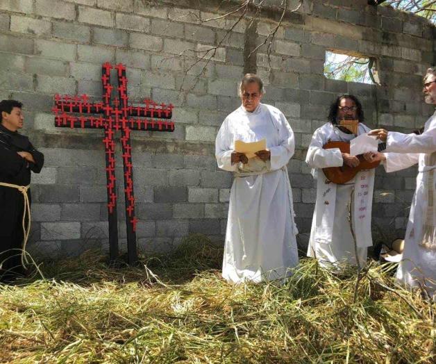 🎥 Realizan memorial en honor de migrantes asesinados 🎥 Realizan memorial en honor de migrantes asesinados