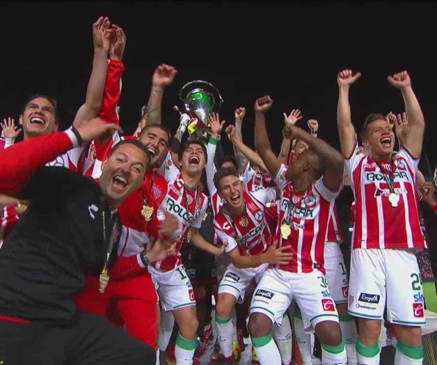 Necaxa celebra 95 años de historia Necaxa celebra 95 años de historia