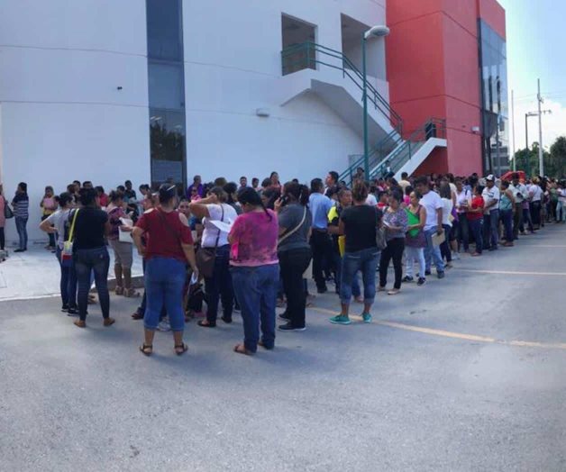 Gran demanda de becas Gran demanda de becas