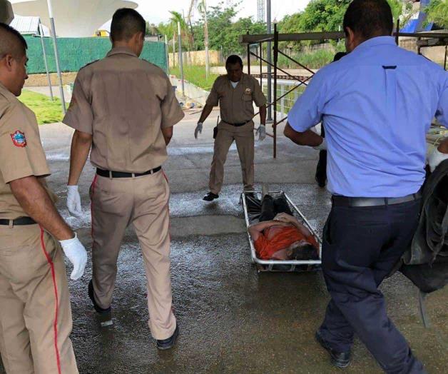 Flota un cuerpo en la Cortadura Flota un cuerpo en la Cortadura